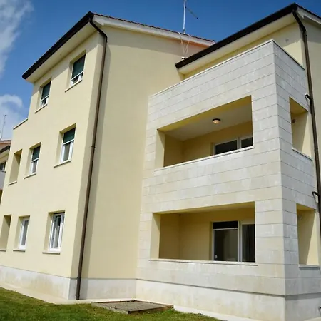 Franka Rab Town